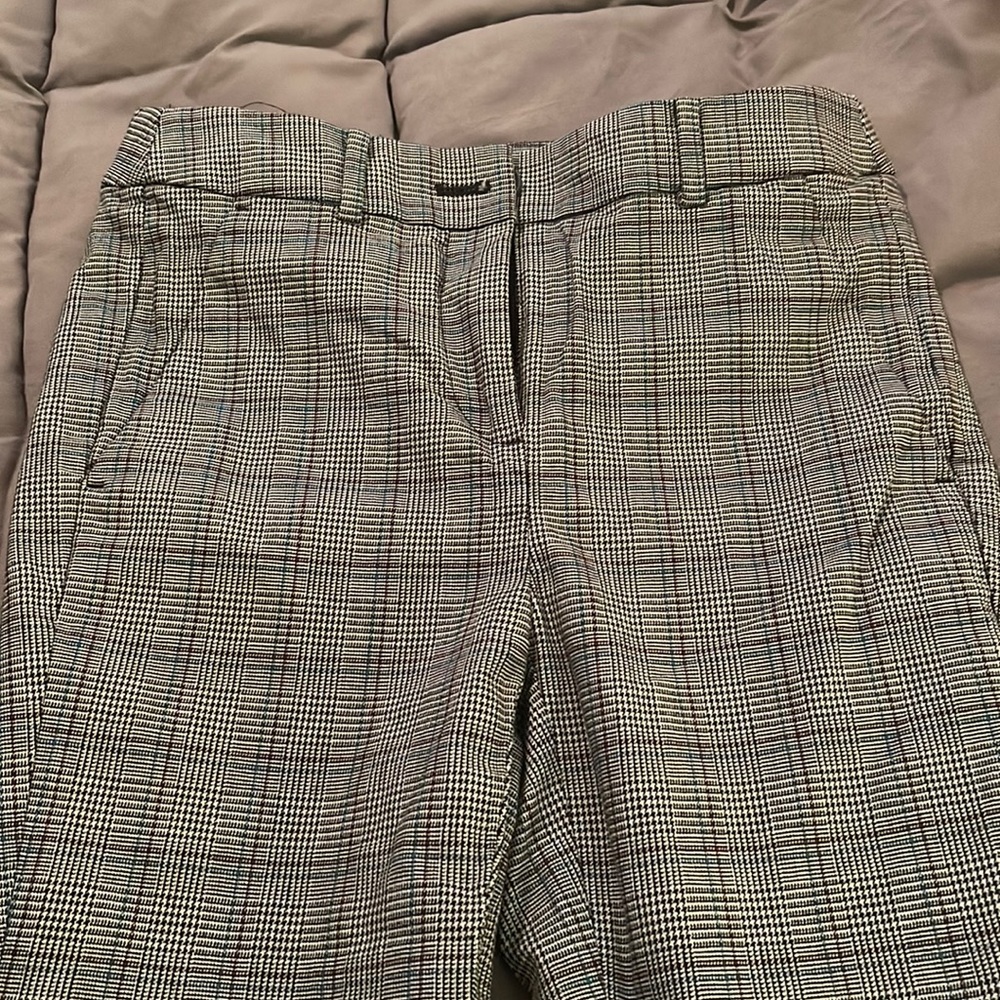 Pants straight leg. Size 0